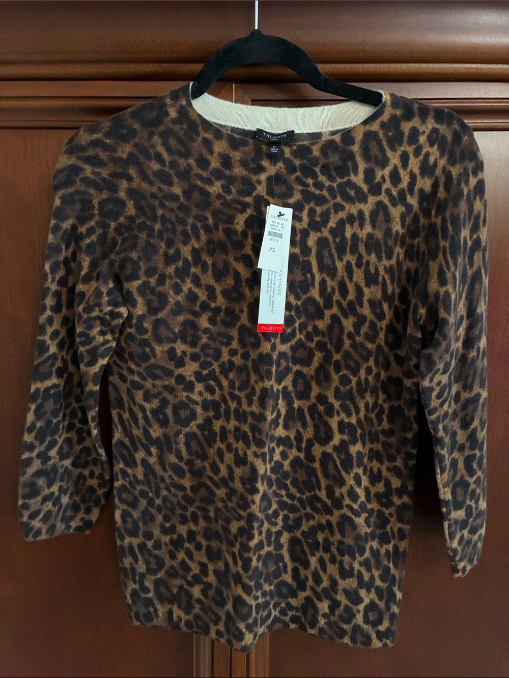 Talbots women’s cashmere Brown and Black Leopard Print Sweater Top